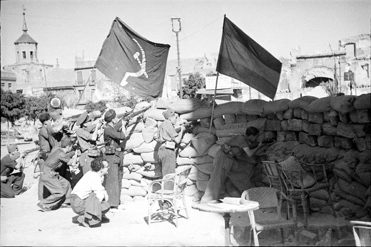 Fotografía del Archivo Histórico de Toledo de la Guerra civil en Toledo.