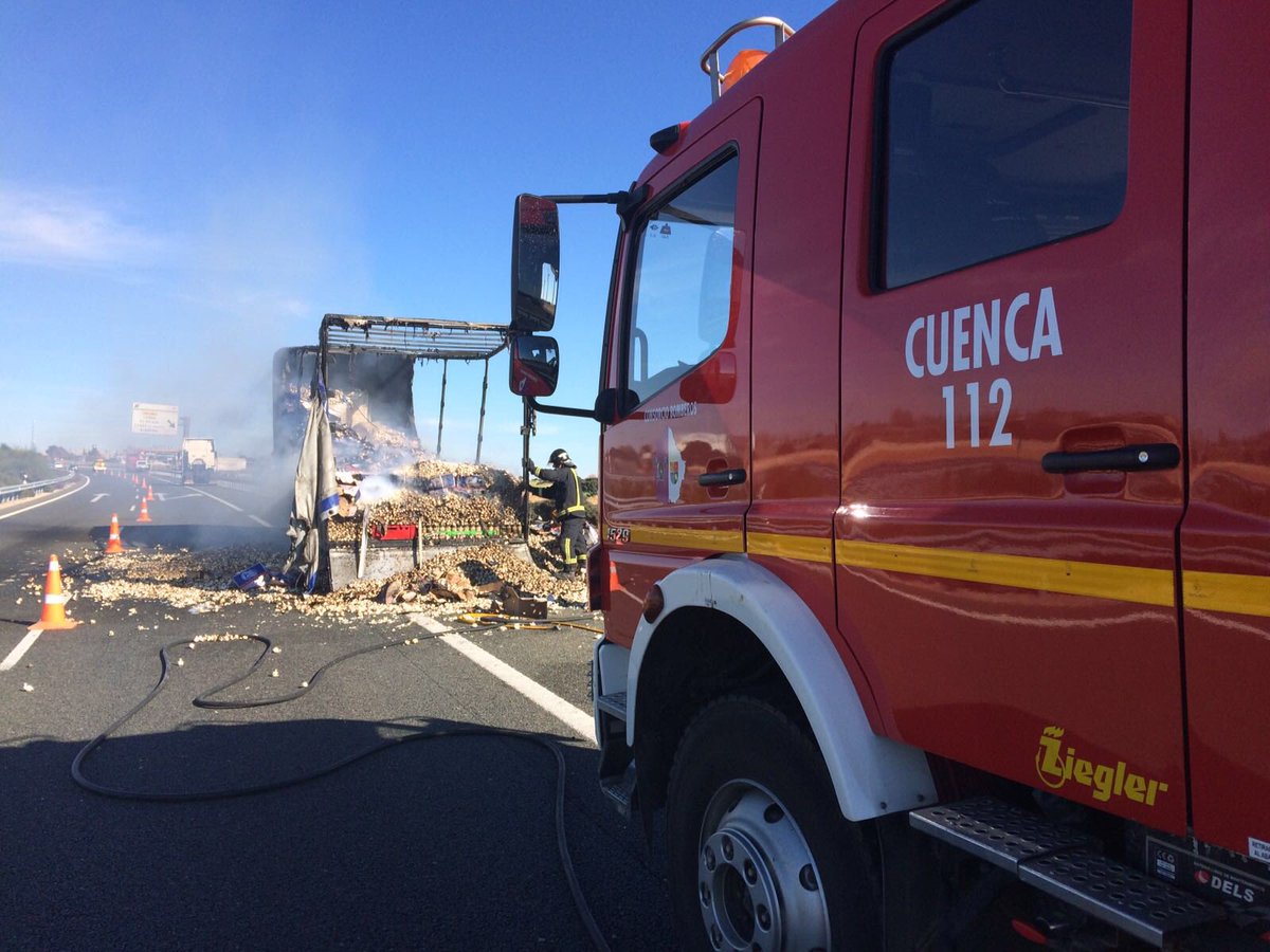 Los Bomberos de Cuenca durante una de sus actuaciones