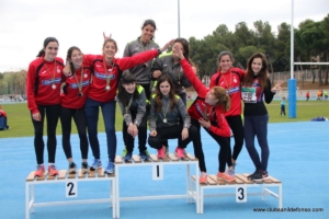 Chorro de medallas del San Ildefonso-Banco Mediolanum en el Provincial Escolar