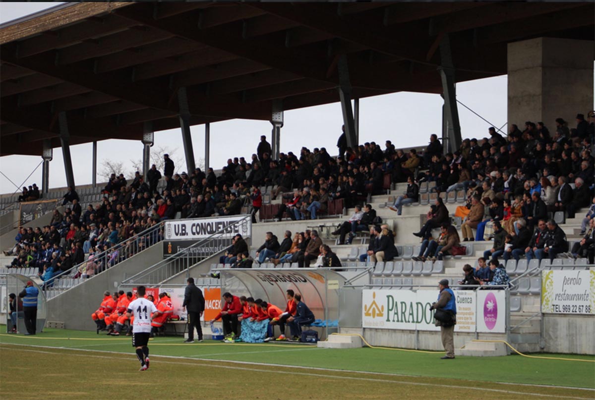 Afición del Conquense, que pinchó en la 28ª jornada