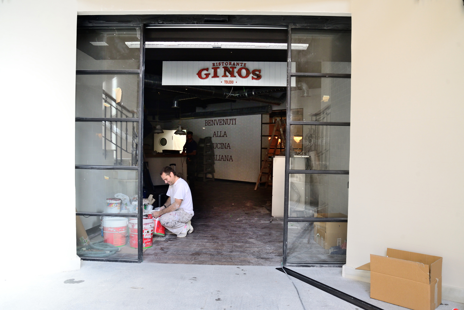Obras en el restaurante Ginos de Toledo antes de su apertura.