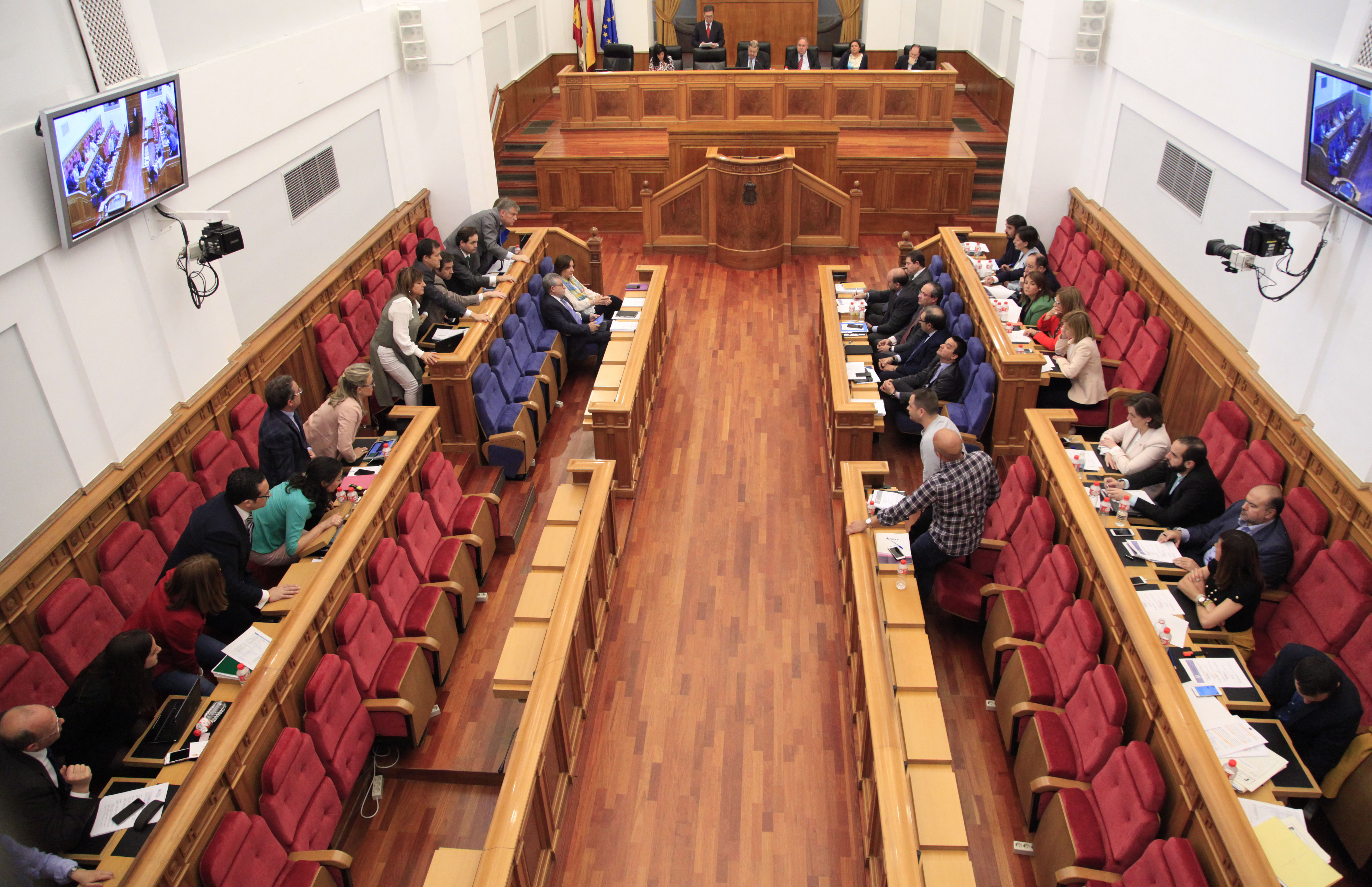 Votación de los Presupuestos Generales de CLM para 2017.