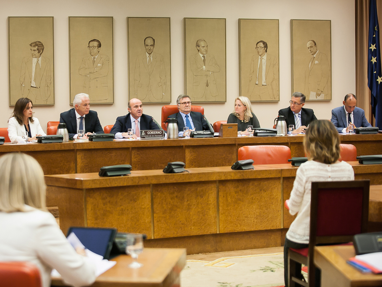 Imagen de archivo de una Comisión de Economía en el Congreso de los Diputados