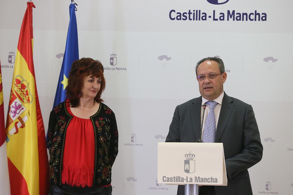 Ruiz Molina ha avanzado que el acuerdo de la Junta con las contratas está próximo