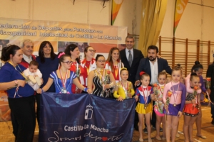 Juan José Pérez del Pino, Juan Ramón Amores y Álvaro Gutiérrez han estado presentes en el XV Campeonato de Gimnasia Rítmica de FECAM.