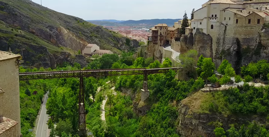 Imagen aérea del casco antiguo de Cuenca