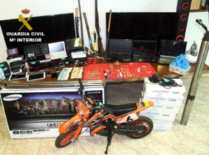 Artículos incautados en la operación Gadiz-1, Puertollano.
