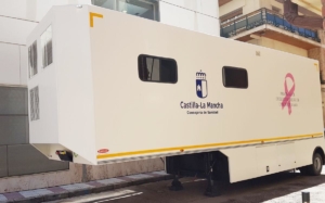 Unidad móvil de detección precoz de cáncer de mama.