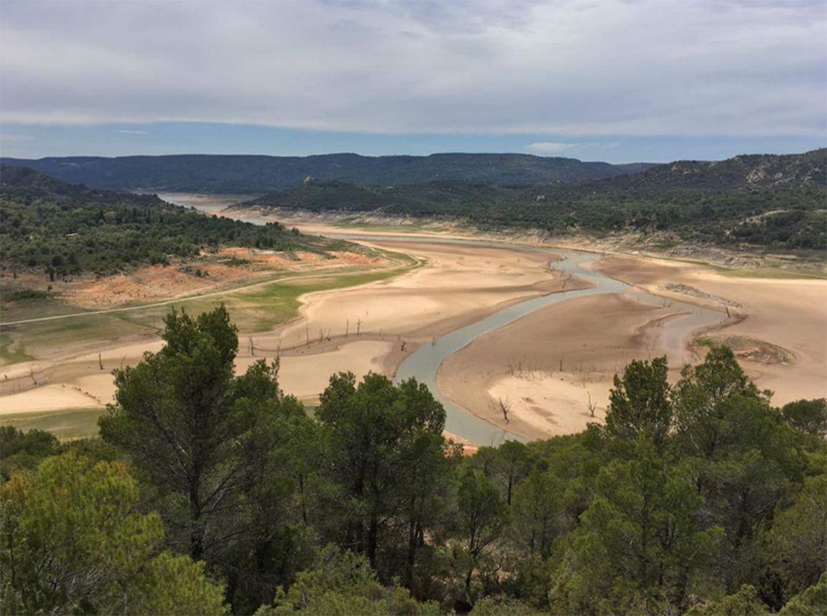 Cola del embalse de Entrepeñas, a la altura de Mantiel. Entrepeñas y Buendía