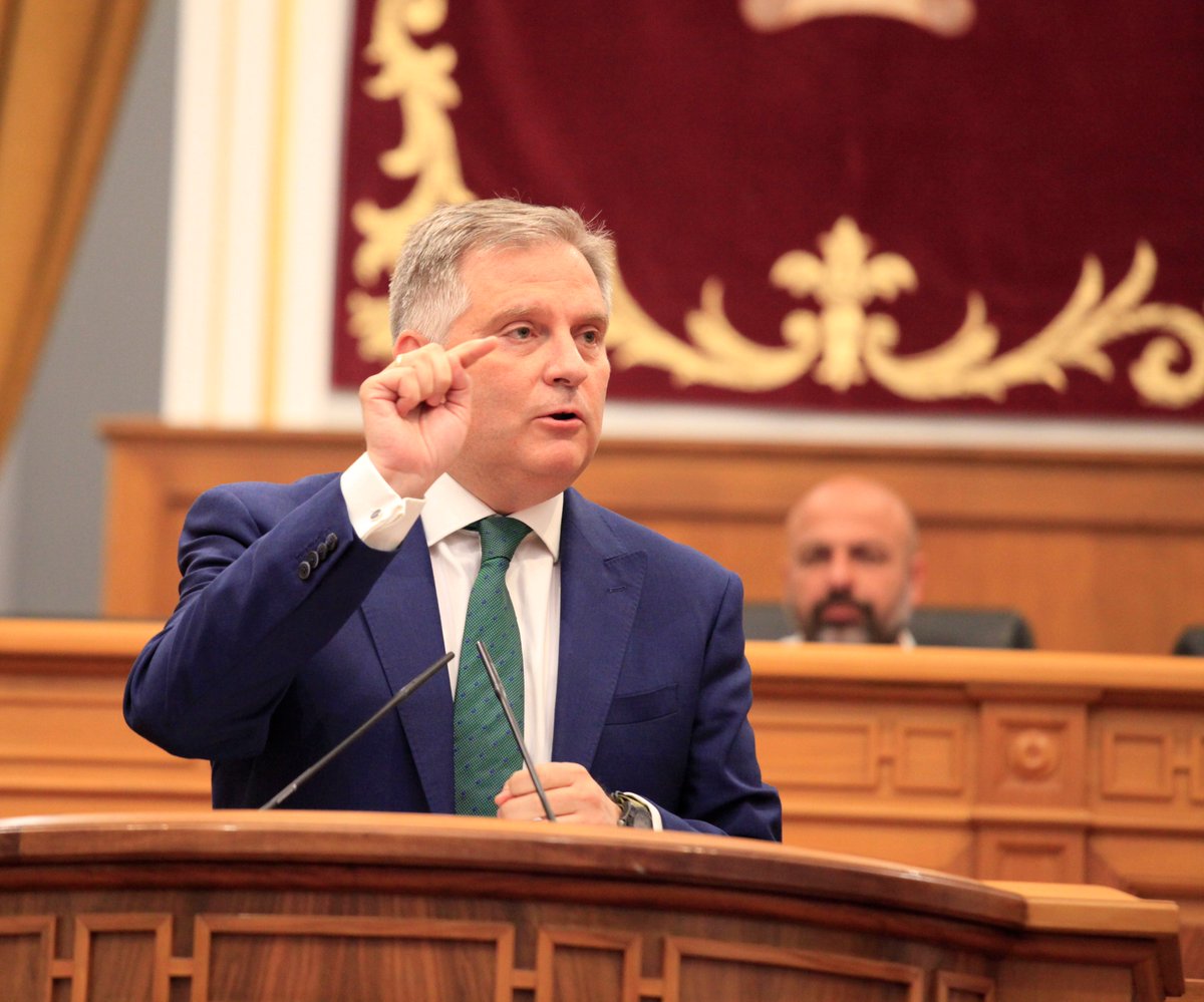 Francisco Cañizares considera de Cristina Narbona ha sido una de las personas más dañinas para CLM