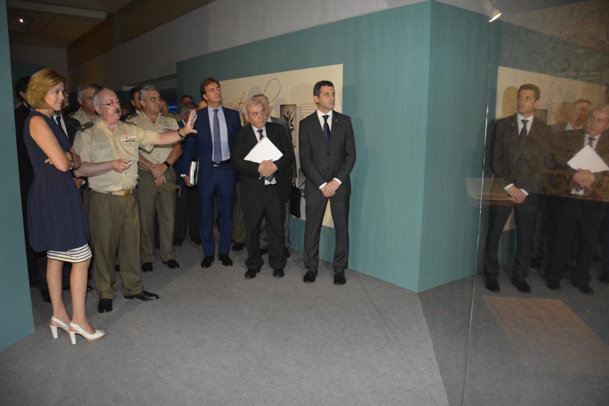 Cospedal en la presentación de la exposición "Exotica in militaria".