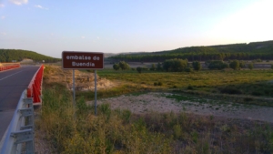 Imagen del embalse de Buendía a la altura de "los puentes" en Villalba del Rey, Entrepeñas y Buendía