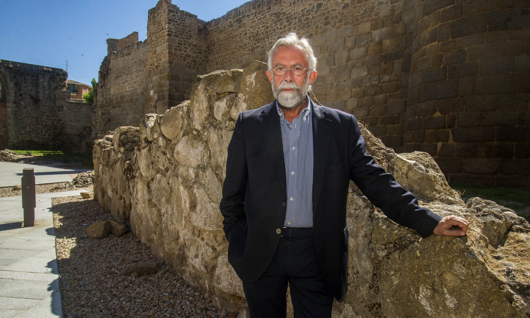 Jaime Ramos en las murallas del Charcón.