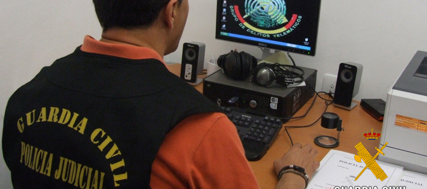 La Guardia Civil previene contra todo tipo de delitos en Internet