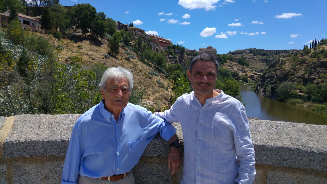 Padre e hijo, Manuel J. Arias y Manuel Arias. @grancocolio