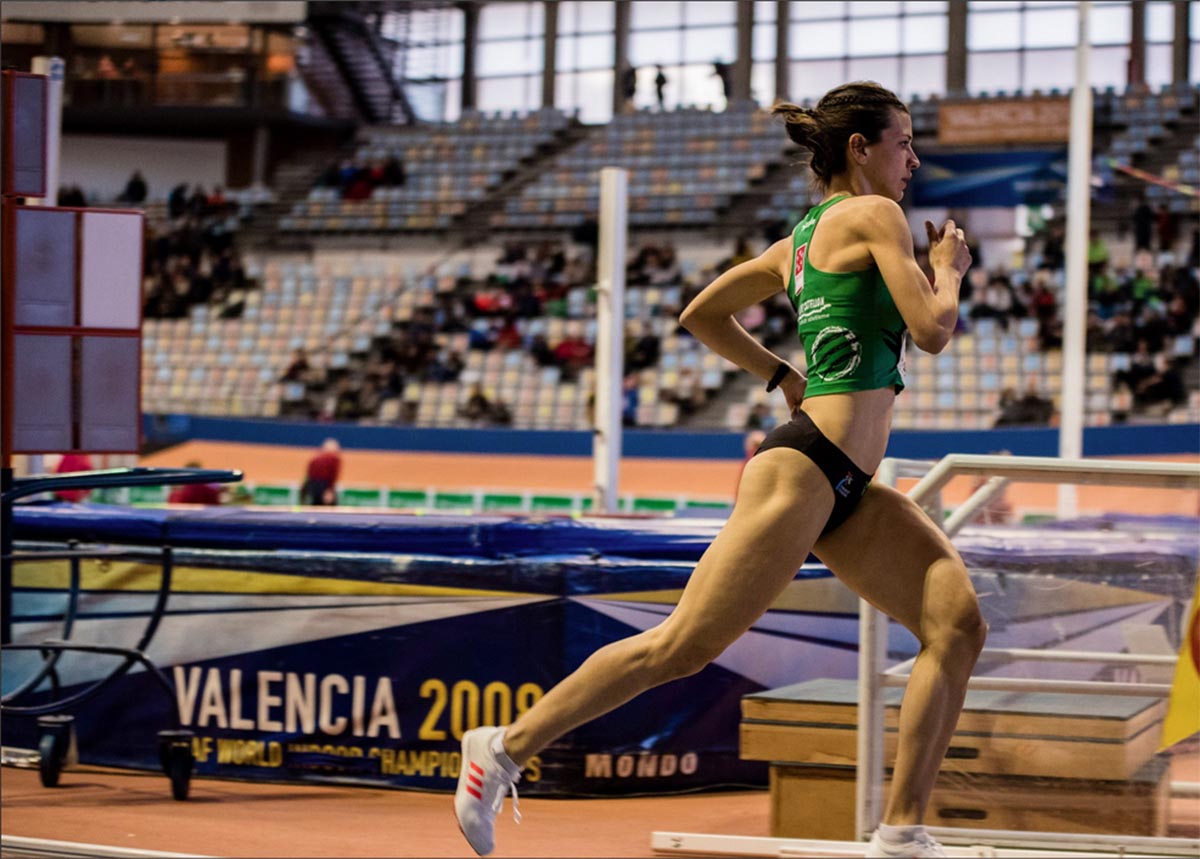 Irene Sánchez-Escribano compite en los 3.000 metros obstáculos