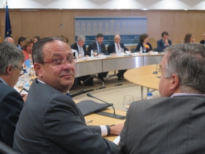 Ruiz Molina, antes de la reunión del Consejo