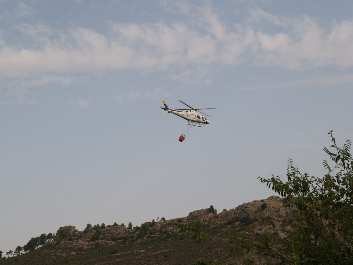 Helicóptero de extinción de incendios.