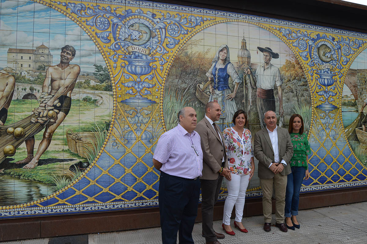 VIsita de la consejera de Economía, Empresas y Empleo a Cerámicas San Gines. Artesanía