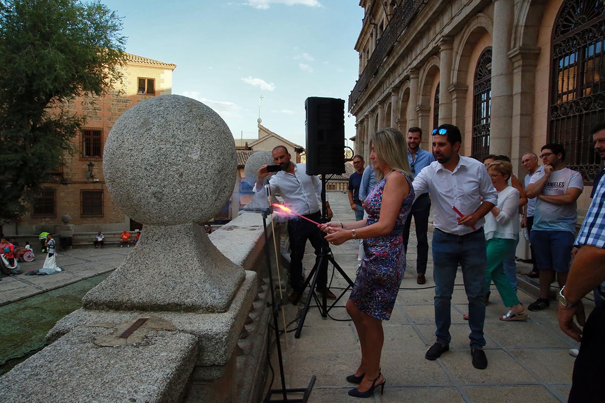 Milagros Tolón se encargó de iniciar la Feria y Fiestas de Toledo