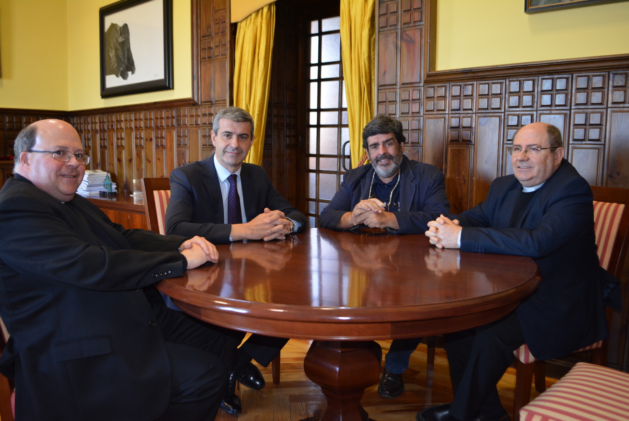 Álvaro Gutiérrez recibe a Juan Miguel Ferrer