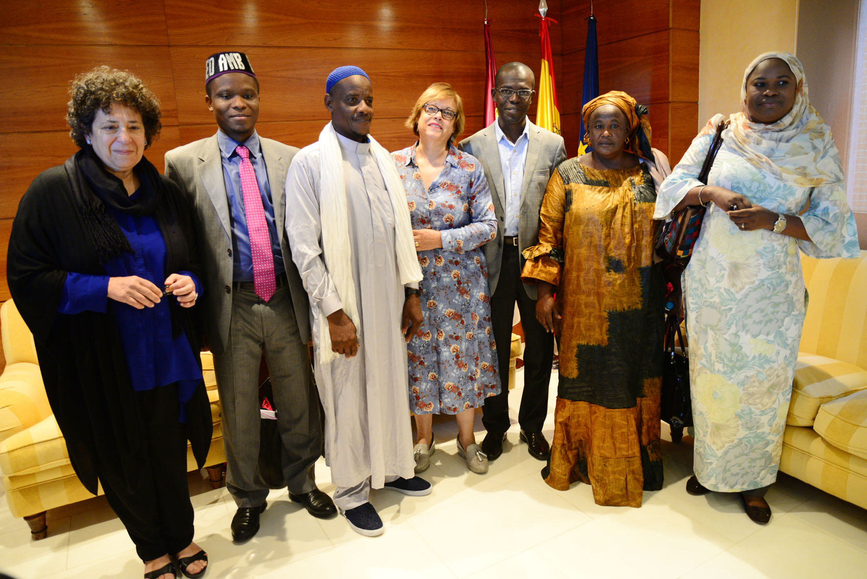 Delegación de Senegal para abordar la mutilación genital femenina.