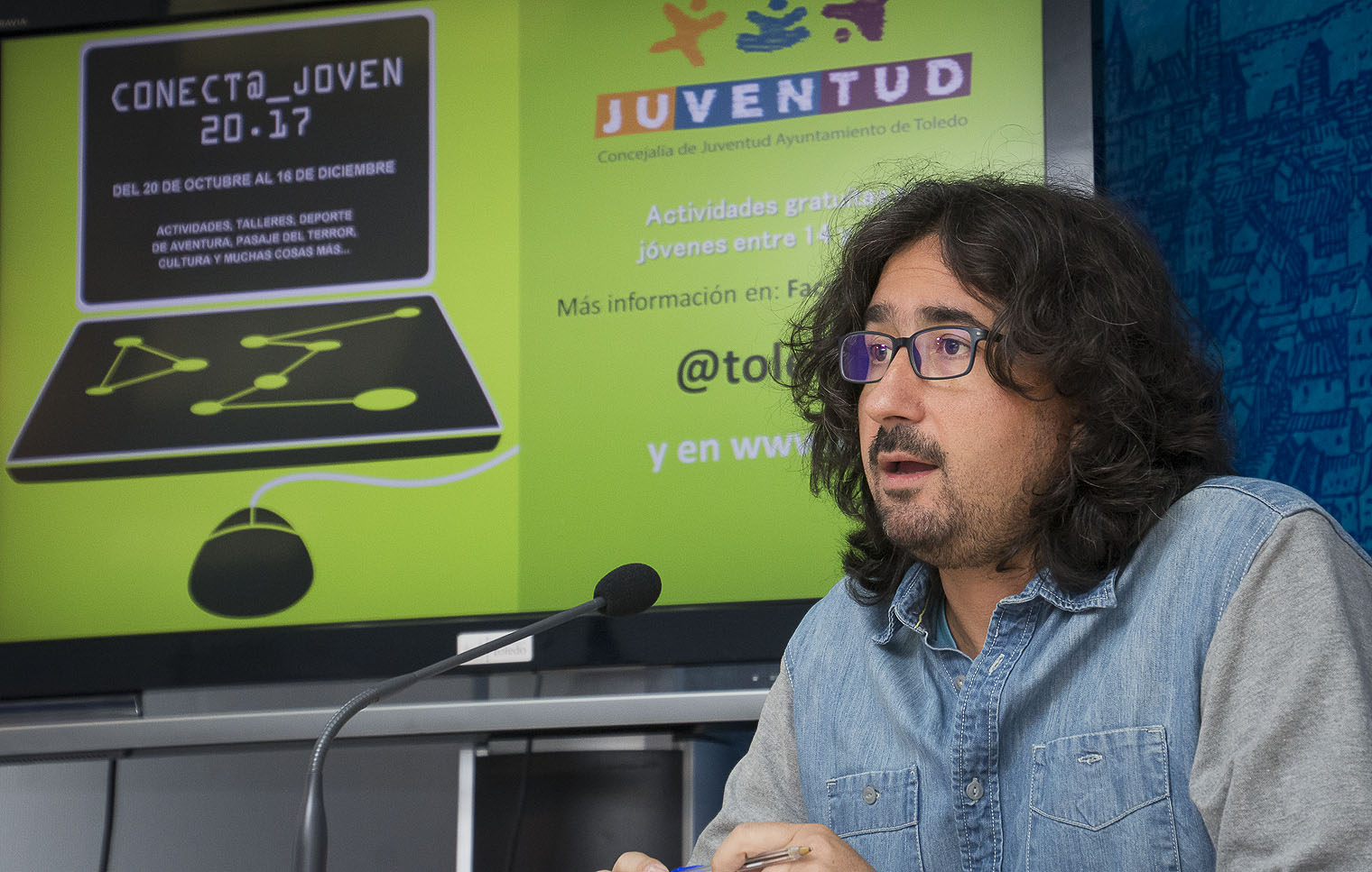 Diego Mejías presenta Conecta Joven en el Ayuntamiento de Toledo