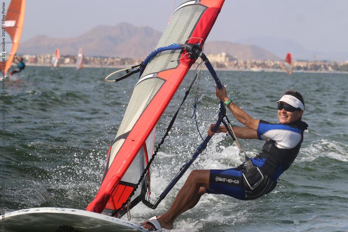 Pilar Prieto, subcampeona de España de windsurf con CLM