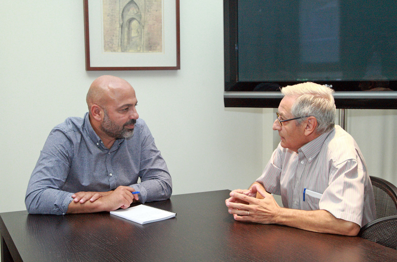Reunión entre el vicepresidente segundo de la Junta, José García Molina, y el presidente de la Plataforma en Defensa del Tajo en Toledo, Alejando Cano.