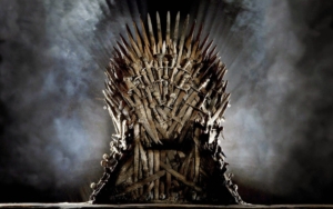 Trono de Hierro de los Siete Reinos.