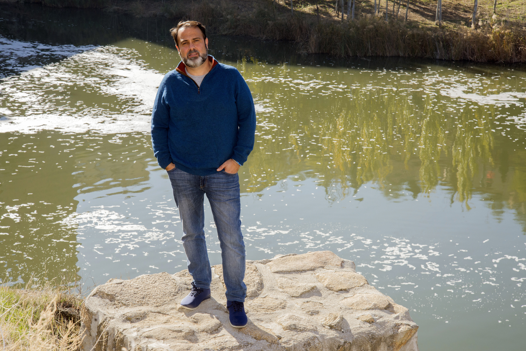 Javier Mateo, portavoz de Ganemos en el Ayuntamiento de Toledo, habla para la guía "En Navidad, Toledo".