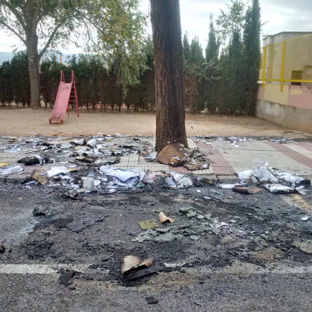 Así quedó una calle de Guadalajara tras la noche de Halloween