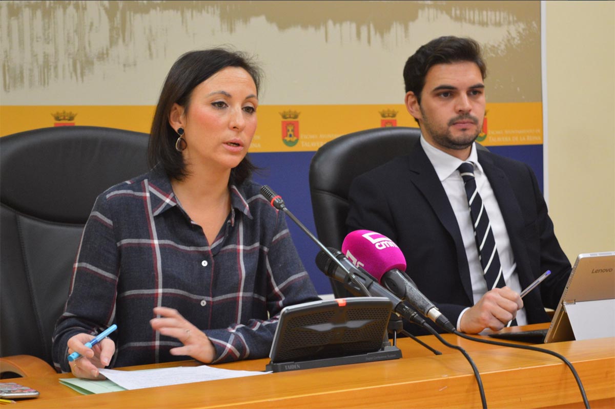 María Rodríguez ha lamentado que Ganemos no apoye una moción en favor del tren y la Plataforma Logística