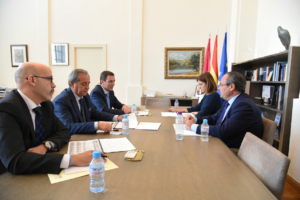 Reunión entre Ángel Nicolas y Juan Alfonso Ruiz Molina. Presupuestos
