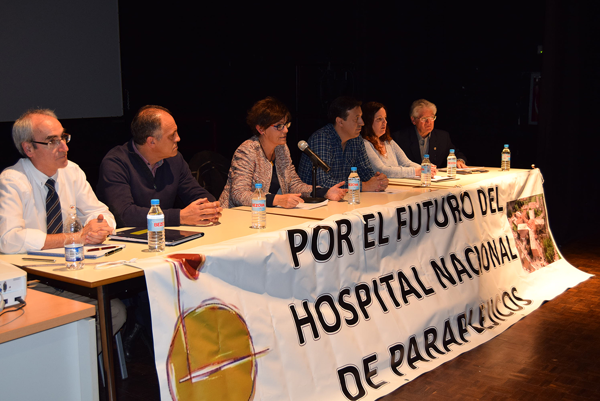 Mesa redonda celebrada en el Hospital Nacional de Parapléjicos