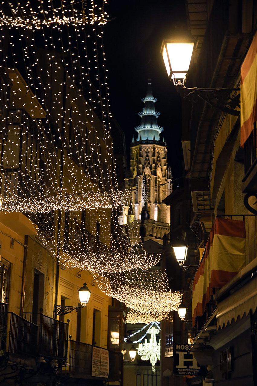 Calle del Comercio de torre de la Catedral de Toledo. Foto: Alberto.