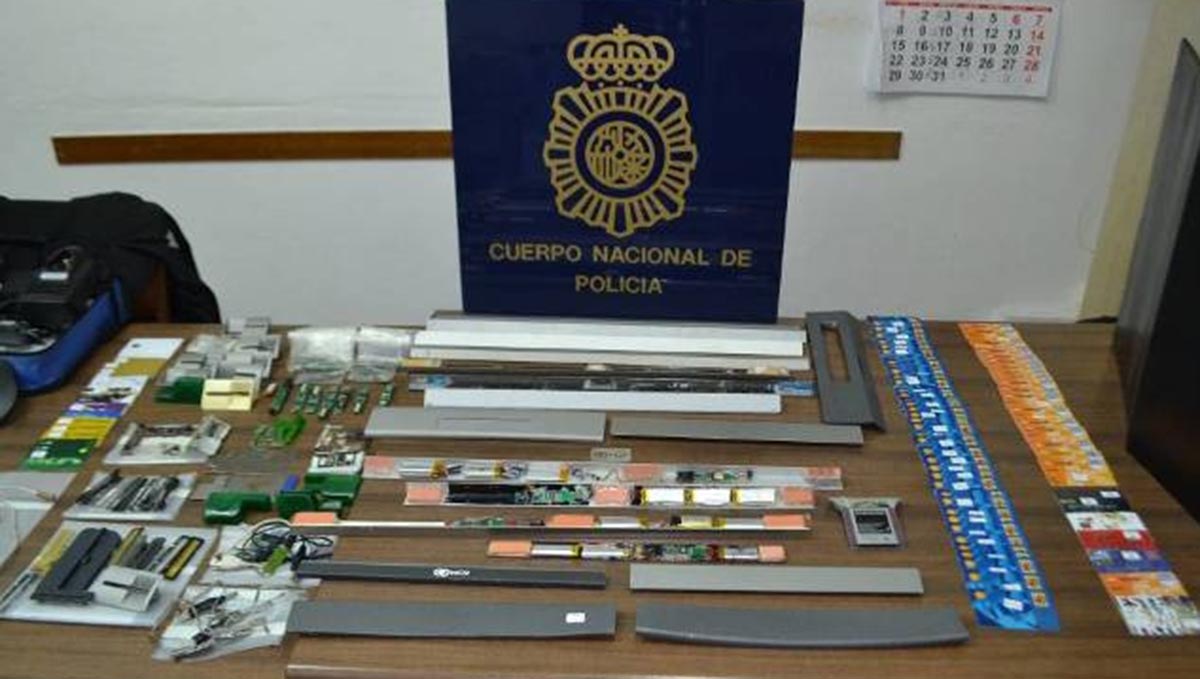 Dos personas fueron detenidas por clonar tarjetas