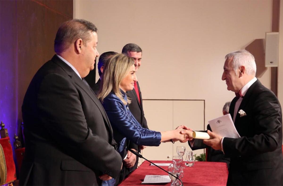 Milagros Tolón felicita a Adolfo Muñoz por su Presidencia de Saborea España