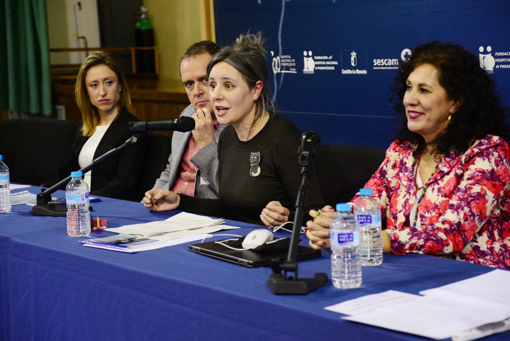 Araceli Martínez, en las JornadaAraceli Martínez, en las Jornadas sobre la Mujer en la Ciencia s sobre la Mujer