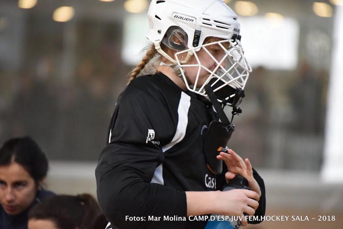 María Tello, la mejor promesa en las porterías del hockey sala español