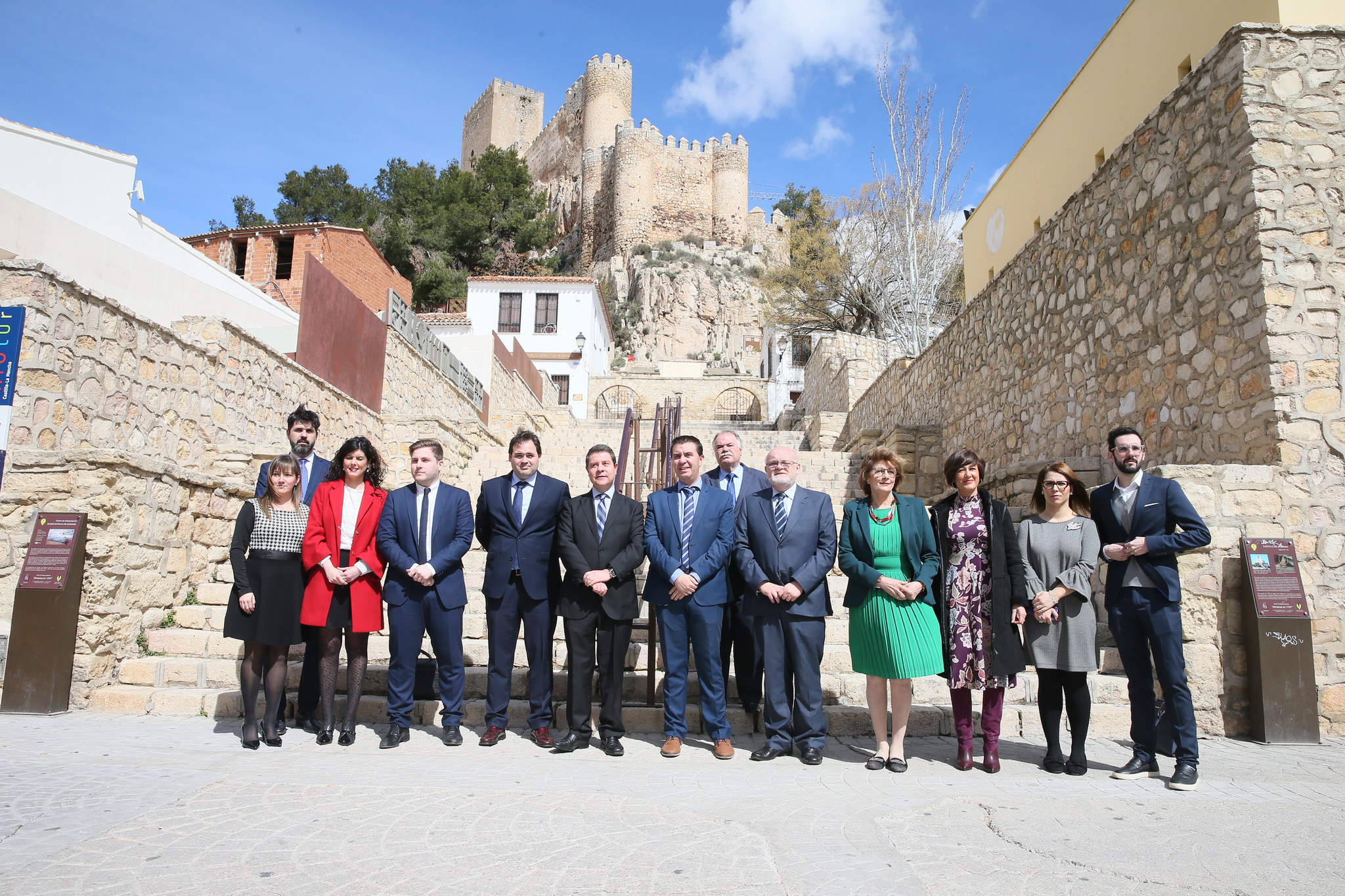 El Gobierno de CLM, con Page y el alcalde de Almansa, Paco Núñez (PP)