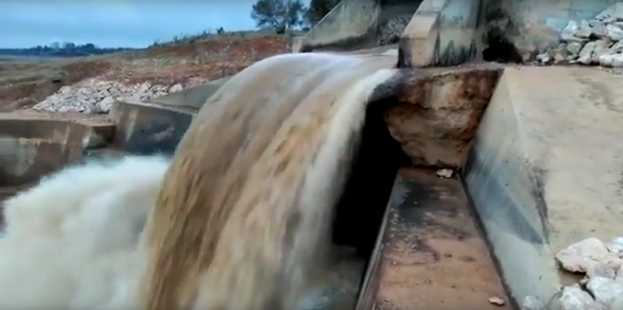 Así circula el agua por el trasvase Tajo-Segura.