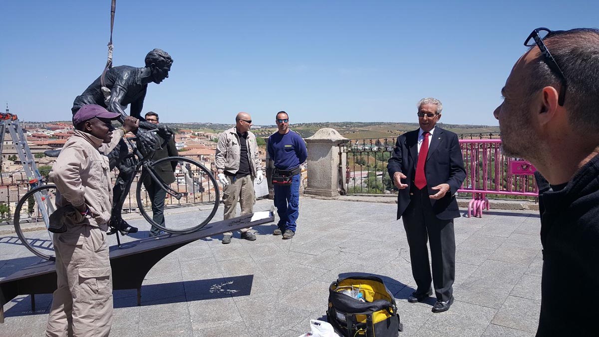 Bahamontes, con su estatua