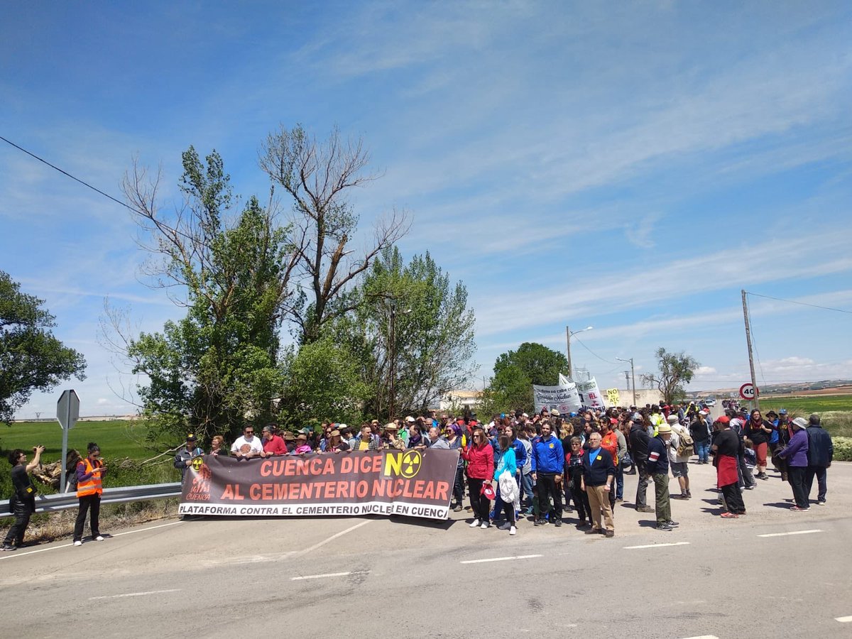 Marcha contra el cementerio nuclear en Villar de Cañas (Cuenca). cementerio nuclear