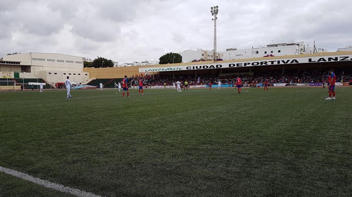 El Villarrobledo jugó de blanco inmaculado contra la UD Lanzarote