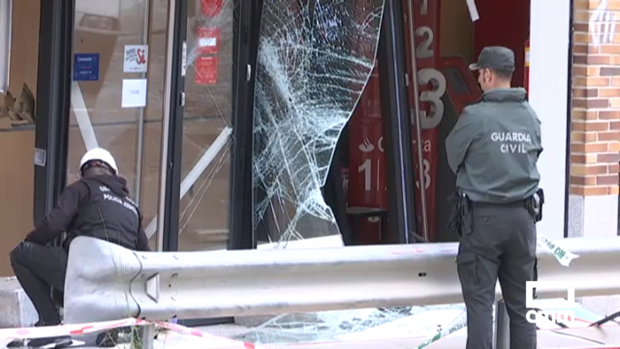 Imagen del cajero de Cedillo donde se ha producido una explosión en la madrugada del martes 29 al miércoles 30.