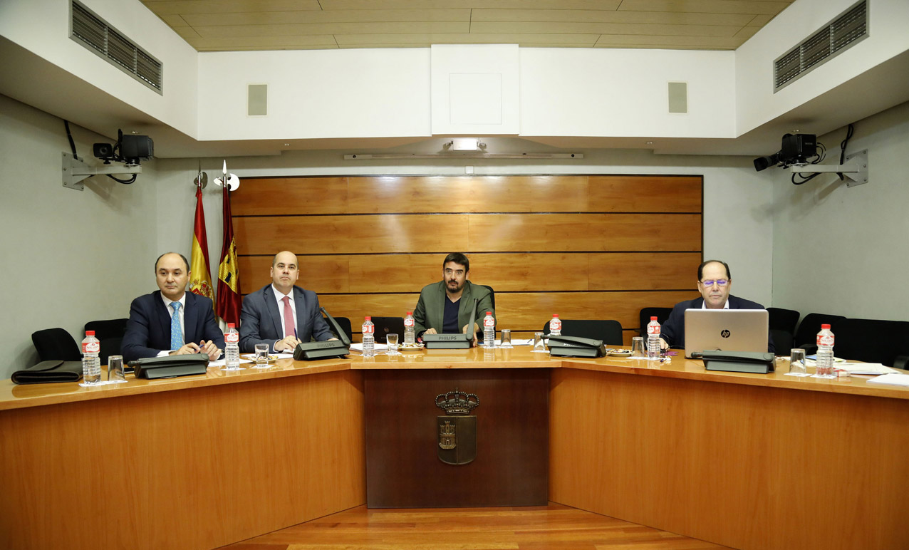 Comisión de Economía en las Cortes de CLM. creación de empresas