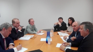 Imagen de la reunión entre Adif y Asaja para afrontar el problema de los conejos