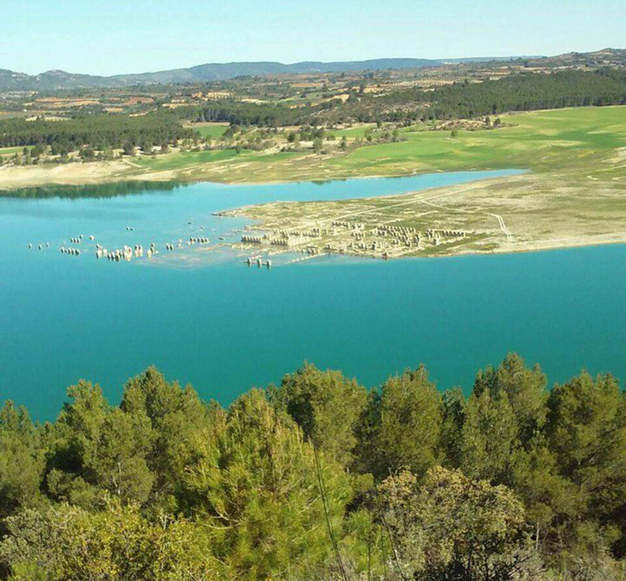 El Real Sitio de la Isabela desde las ruinas romanas de Ercávica, en Cañaveruelas (Cuenca). Entrepeñas y Buendía