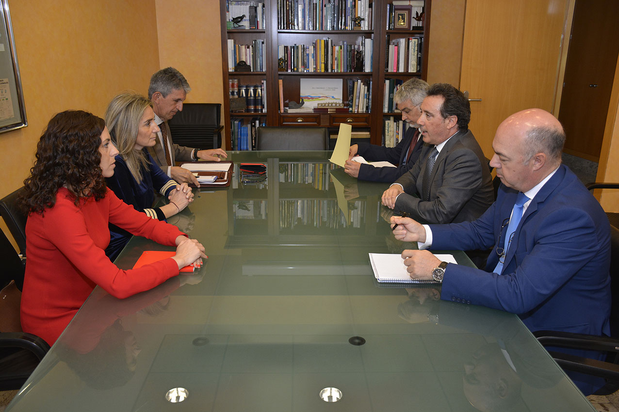 Reunión entre el Ayuntamiento de Toledo y la Confederación Hidrográfica del Tajo. puy du fou